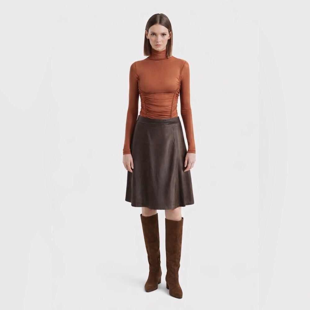 CONTEMPORAINE - Dark Brown Leather Skirt | Minimalist A-Line